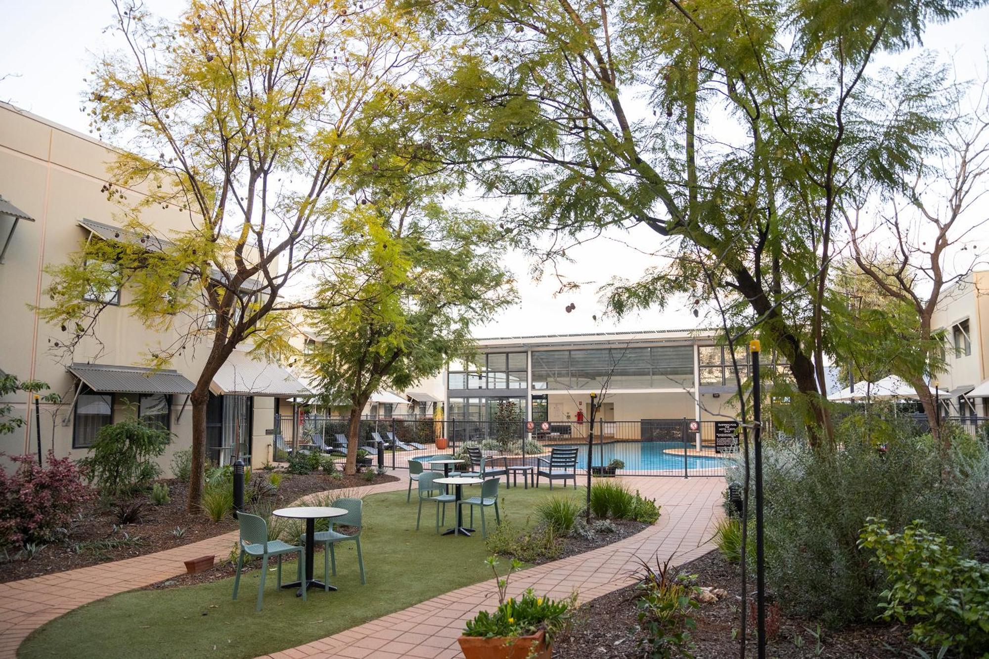 Rydges Kalgoorlie Hotel Bagian luar foto